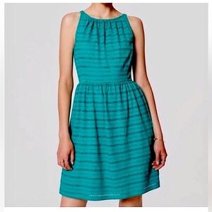 Like new Loft women's eyelet green sleeveless dress 98% cotton size L